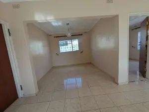 3 Bedroom House to Rent in Sunningdale