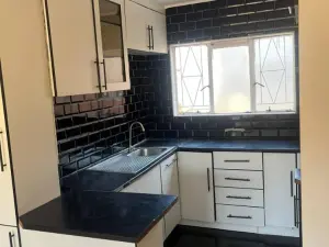 Flat/Apartment to Rent in St. Martins