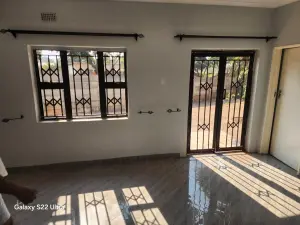 3 Bedroom Cottage/Garden Flat to Rent in Marlborough