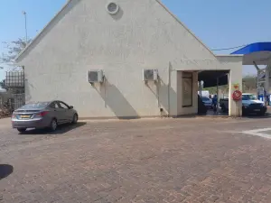 Commercial Property to Rent in Greystone Park