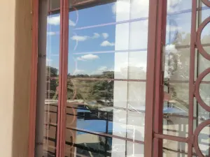 Commercial Property to Rent in Newlands