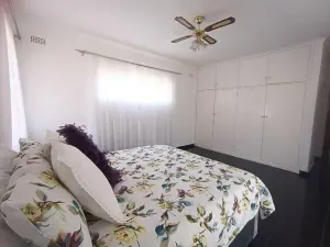 4 Bedroom House to Rent in Upper Hillside