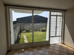 Flat/Apartment to Rent in Avondale