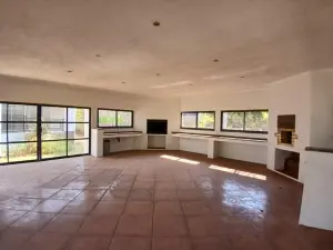 4 Bedroom House to Rent in Alexandra Park