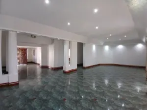 4 Bedroom House to Rent in Alexandra Park