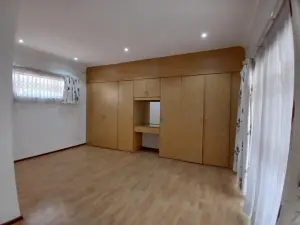 4 Bedroom House to Rent in Alexandra Park