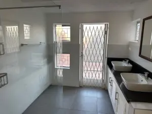 Townhouse/Complex/Cluster to Rent in Highlands