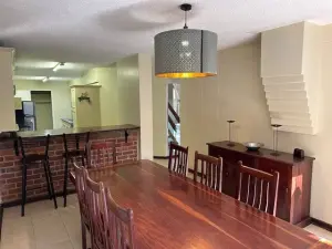 Townhouse/Complex/Cluster to Rent in Highlands