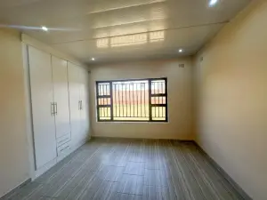 Townhouse/Complex/Cluster to Rent in Belvedere