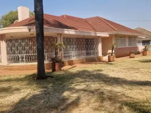4 Bedroom House to Rent in Milton Park