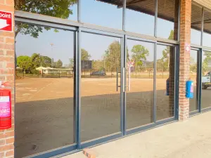 Commercial Property to Rent in Borrowdale
