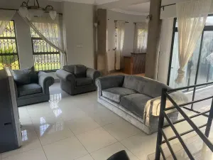4 Bedroom House to Rent in Borrowdale Brooke