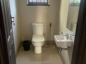4 Bedroom House to Rent in Borrowdale Brooke