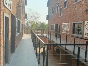 Townhouse/Complex/Cluster to Rent in Avondale
