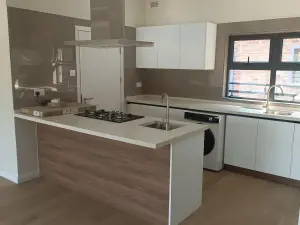 Townhouse/Complex/Cluster to Rent in Avondale