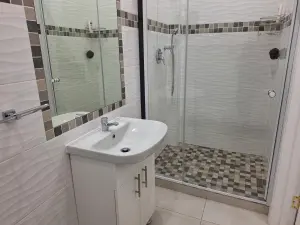 1 Bedroom Cottage/Garden Flat to Rent in Avondale - The Ridge