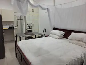 1 Bedroom Cottage/Garden Flat to Rent in Avondale - The Ridge