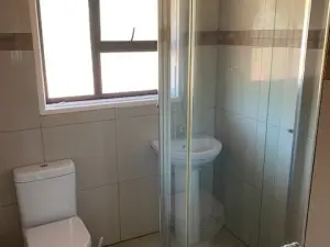 4 Bedroom House to Rent in Chisipite