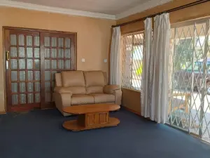 1 Bedroom Cottage/Garden Flat to Rent in Mount Pleasant
