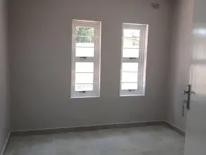 2 Bedroom Cottage/Garden Flat to Rent in Borrowdale West