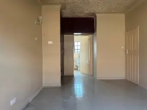 3 Bedroom House to Rent in Meyrick Park