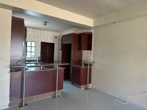 3 Bedroom House to Rent in Meyrick Park