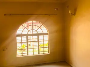3 Bedroom House to Rent in Meyrick Park