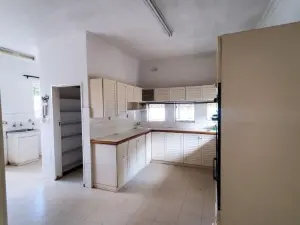 4 Bedroom House to Rent in Avondale