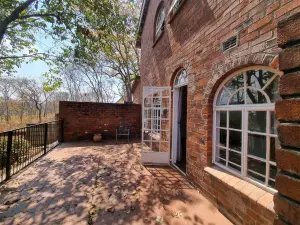 1 Bedroom Cottage/Garden Flat to Rent in Glen Lorne