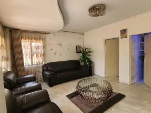 Commercial Property to Rent in Hatfield