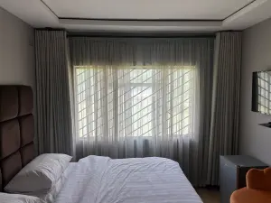 4 Bedroom House to Rent in Highlands
