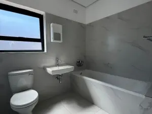 Townhouse/Complex/Cluster to Rent in Eastlea