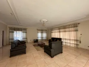 4 Bedroom House to Rent in Glen Forest
