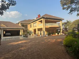 4 Bedroom House to Rent in Glen Forest
