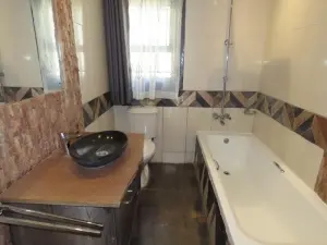 2 Bedroom Cottage/Garden Flat to Rent in Marlborough