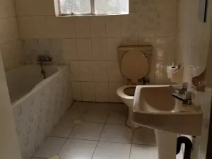 5 Bedroom House to Rent in Glen Lorne