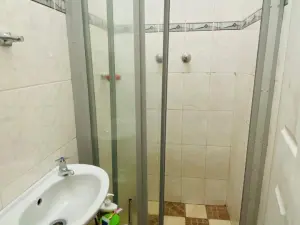 1 Bedroom Cottage/Garden Flat to Rent in Kambanji