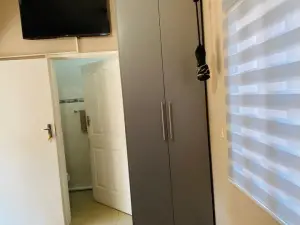 1 Bedroom Cottage/Garden Flat to Rent in Kambanji