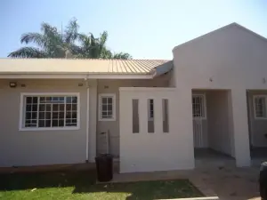 Townhouse/Complex/Cluster to Rent in Hillside