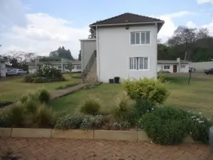 Townhouse/Complex/Cluster to Rent in Mabelreign