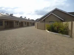 2 Bedroom Cottage/Garden Flat to Rent in Bluff Hill