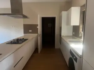 Flat/Apartment to Rent in Avondale