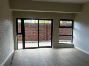 Flat/Apartment to Rent in Avondale