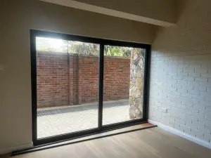 Flat/Apartment to Rent in Avondale