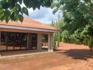 4 Bedroom House to Rent in Mount Pleasant Heights