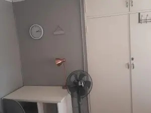 1 Bedroom Cottage/Garden Flat to Rent in Avondale West