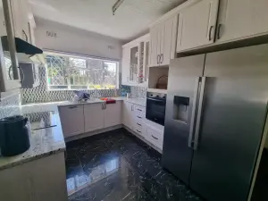Commercial Property to Rent in Milton Park
