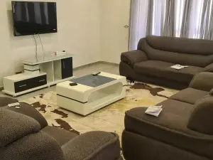 4 Bedroom House to Rent in Arlington