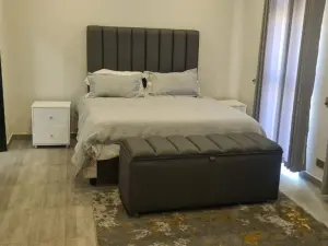 4 Bedroom House to Rent in Arlington