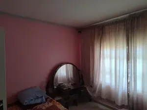 7 Bedroom House to Rent in Hillside